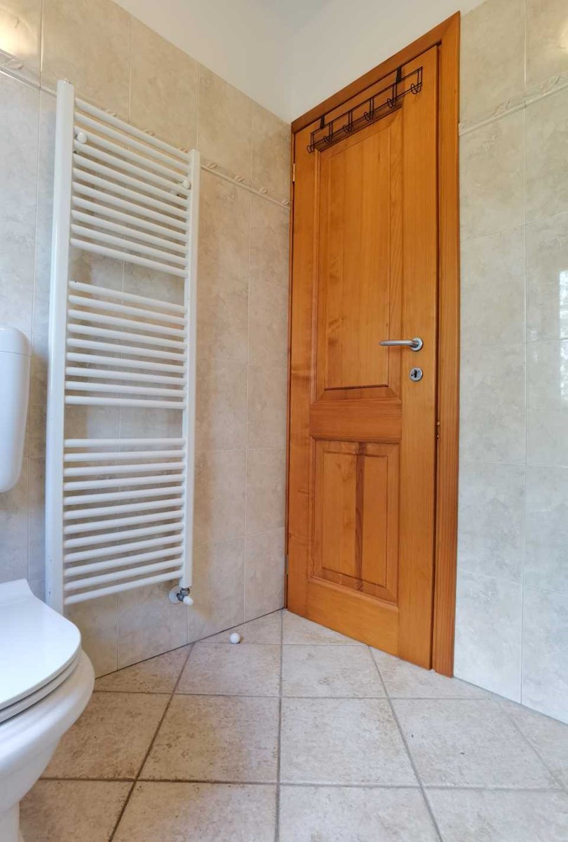 Originale e affascinante casa in pietra istriana con piscina