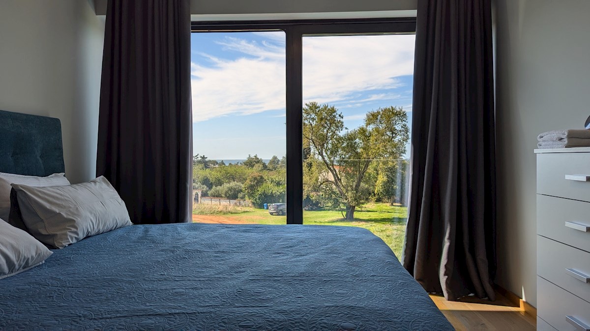 Villa in vendita a Parenzo – Casa di lusso con piscina, a 500 m dal mare