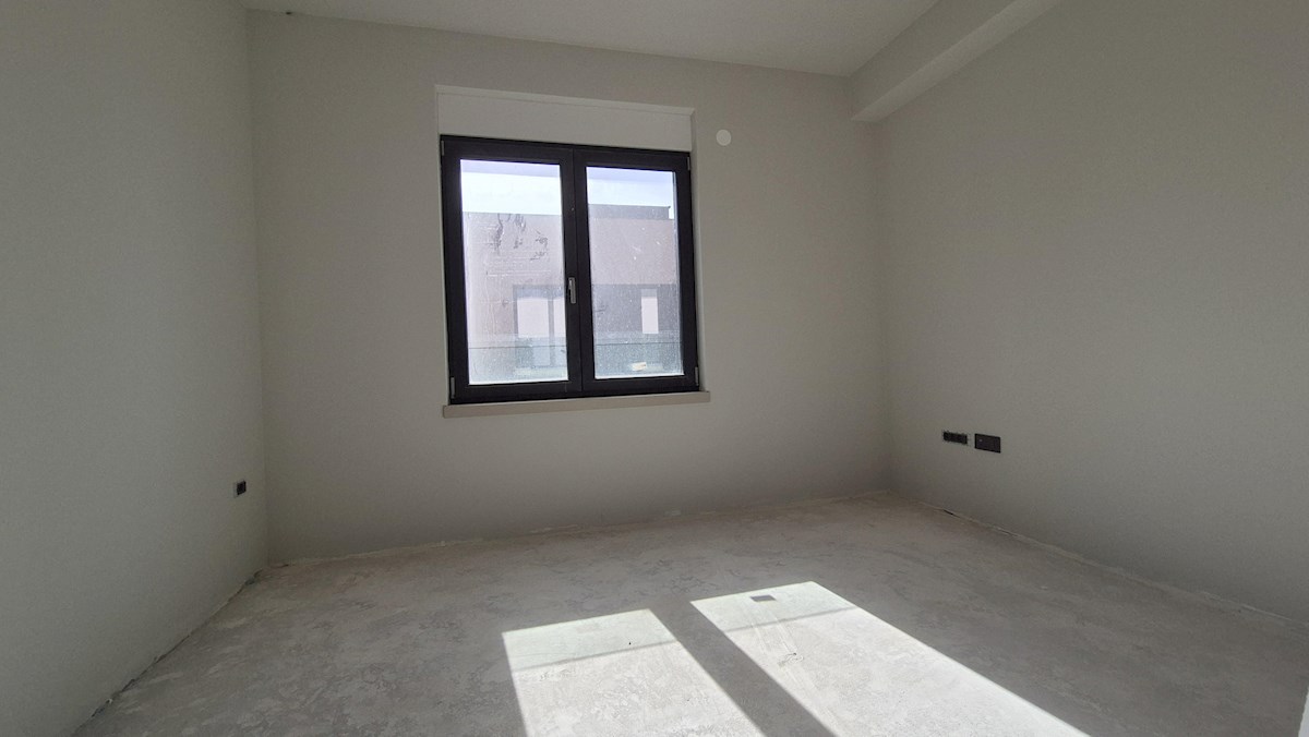 Parenzo - Moderno appartamento con 3 camere da letto, terrazza panoramica e vista mare