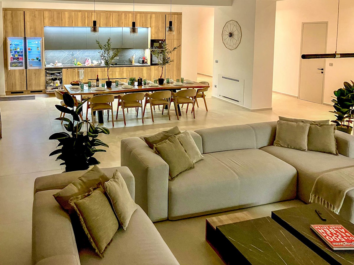 Nuova stella nel mercato immobiliare: compra il tuo angolo di paradiso