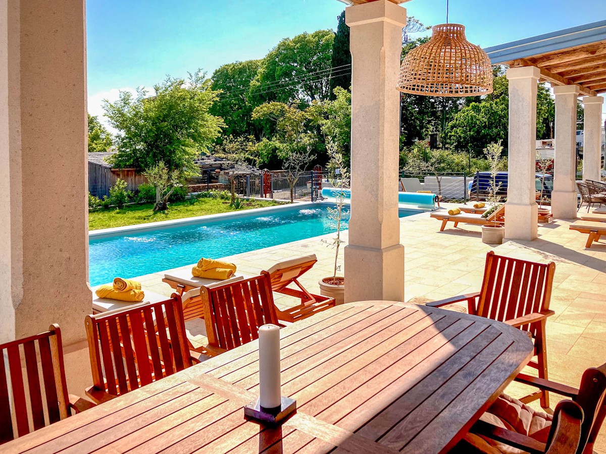 Nuova stella nel mercato immobiliare: compra il tuo angolo di paradiso