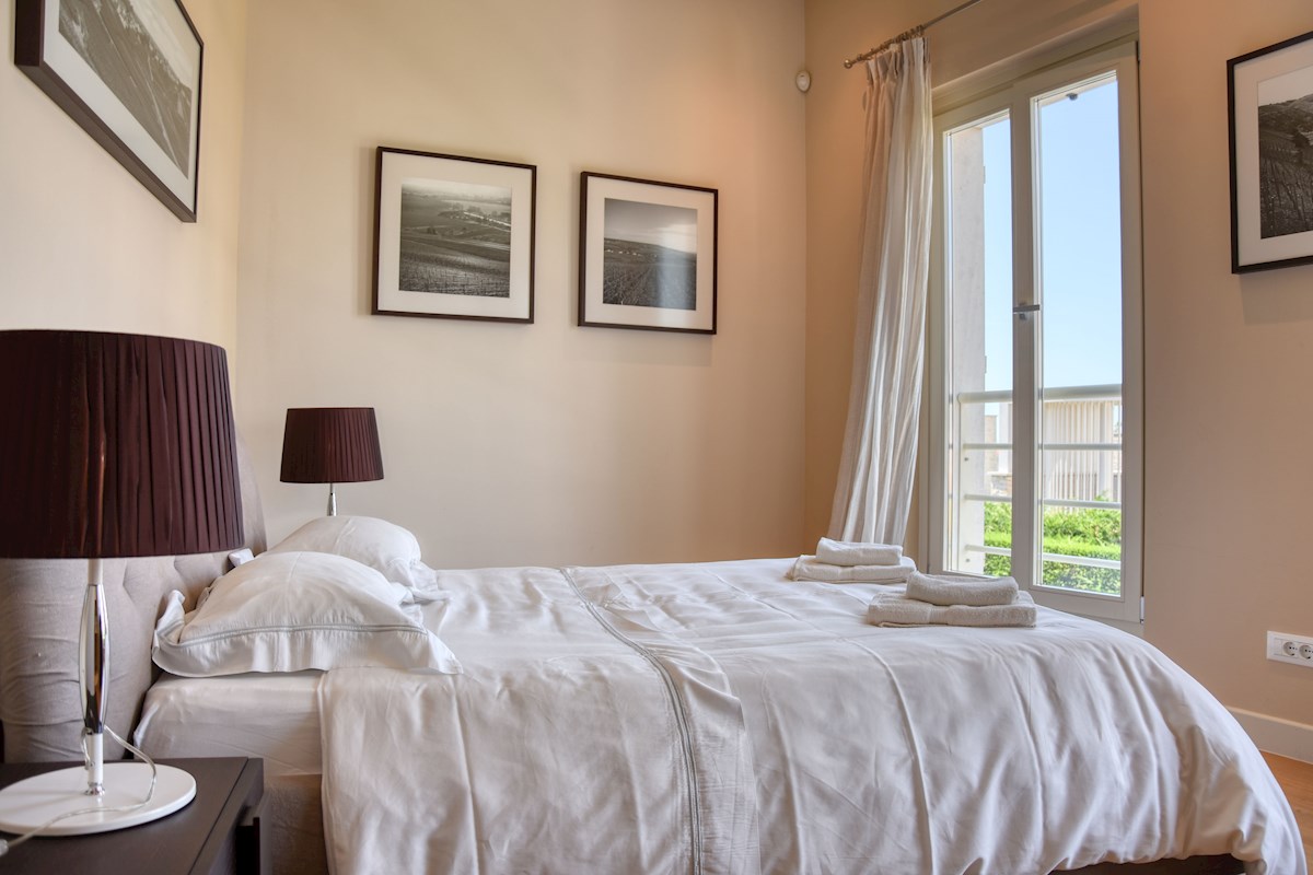 ESCLUSIVO: Il tuo resort privato con piscina di 54 m2 sulla costa occidentale dell'Istria