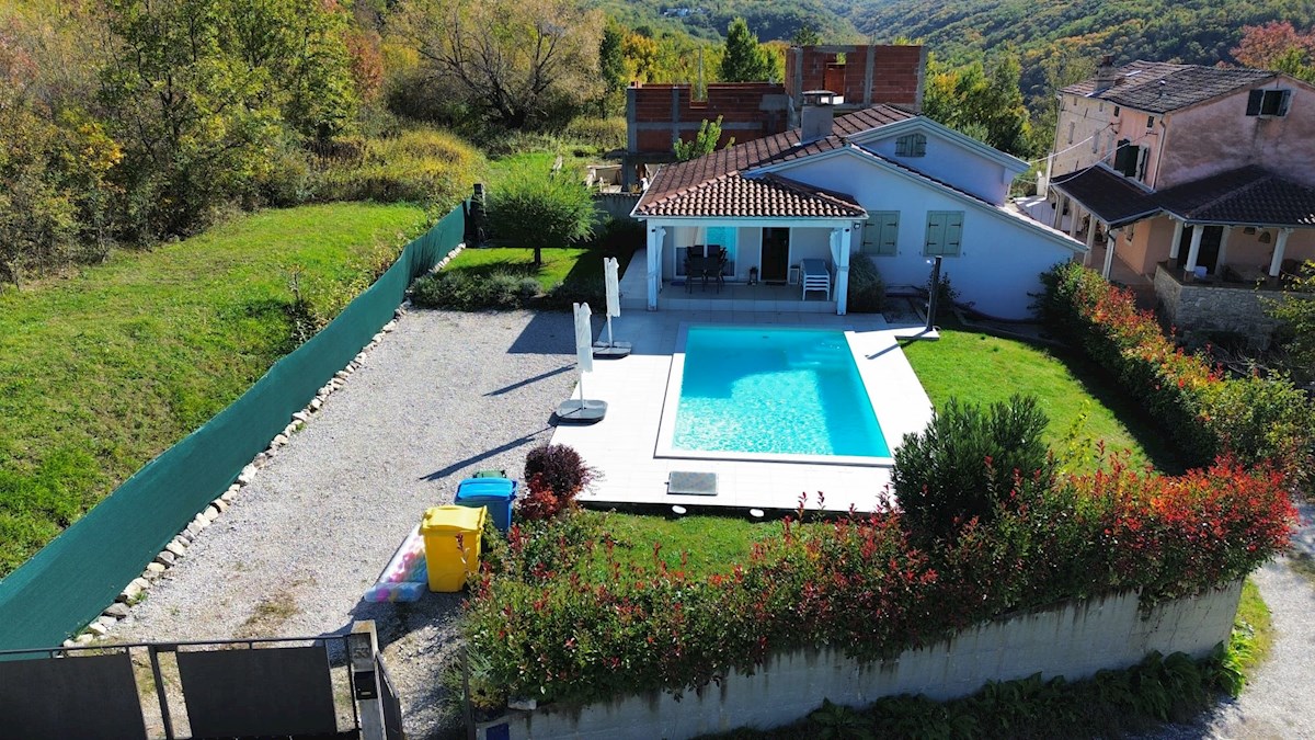 Casa con piscina in zona tranquilla – Brkač, Istria