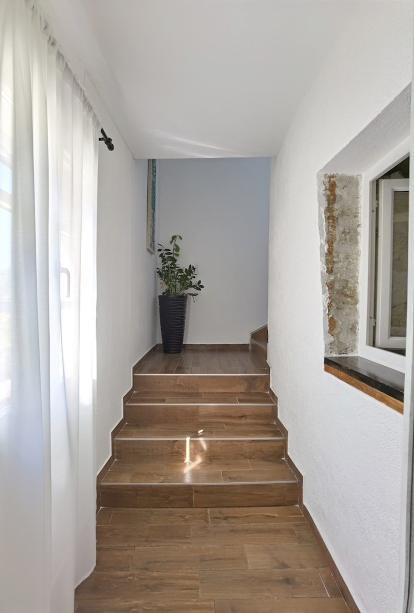 Casa con piscina in zona tranquilla – Brkač, Istria