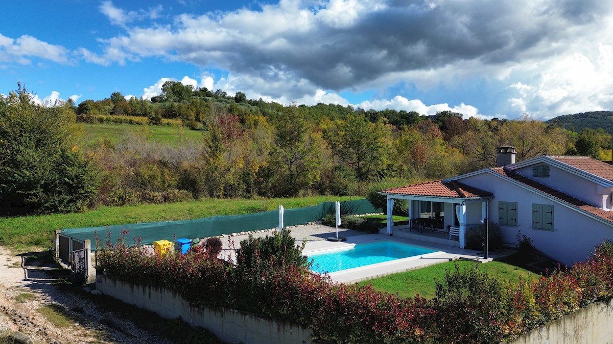 Casa con piscina in zona tranquilla – Brkač, Istria