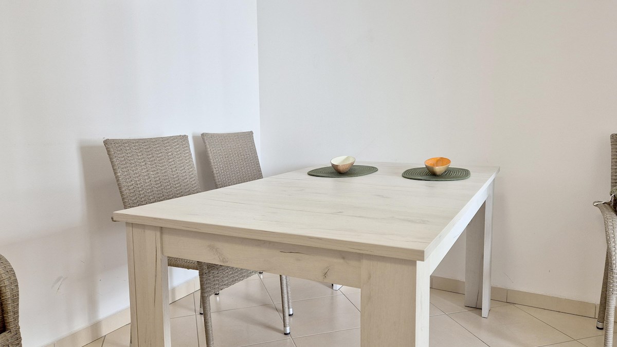 Casa a schiera con jacuzzi – a 800 m dal mare, zona di Parenzo