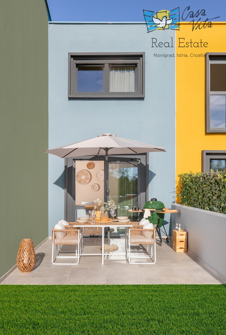 Casa moderna a Parenzo, a 900 metri dal mare!