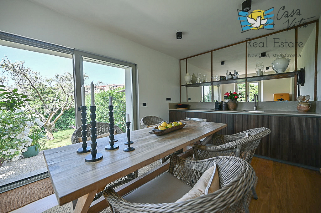 ISTRA, BUJE - Bellissima casa in pietra nel cuore della città di Buie!