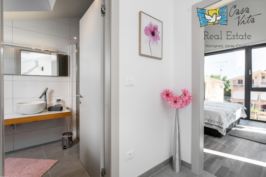 ISTRA, FUNTANA - casa a schiera con piscina vicino al mare