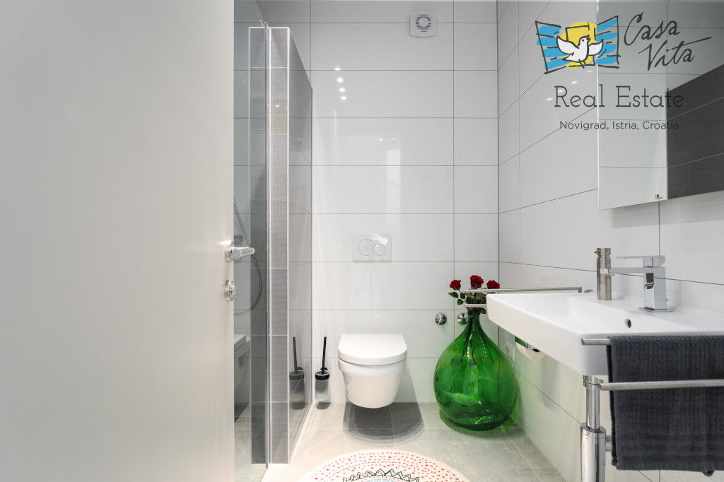 ISTRA, FUNTANA - casa a schiera con piscina vicino al mare