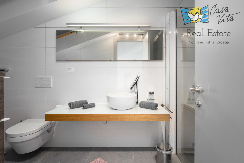 ISTRA, FUNTANA - casa a schiera con piscina vicino al mare