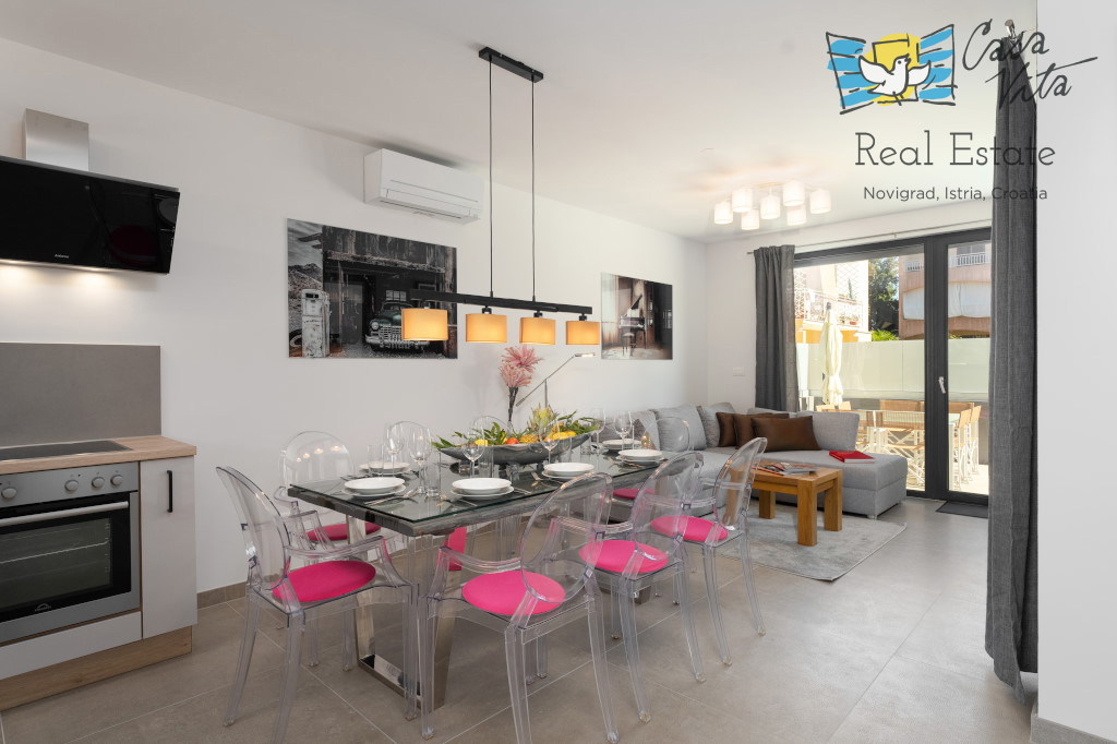 ISTRA, FUNTANA - casa a schiera con piscina vicino al mare