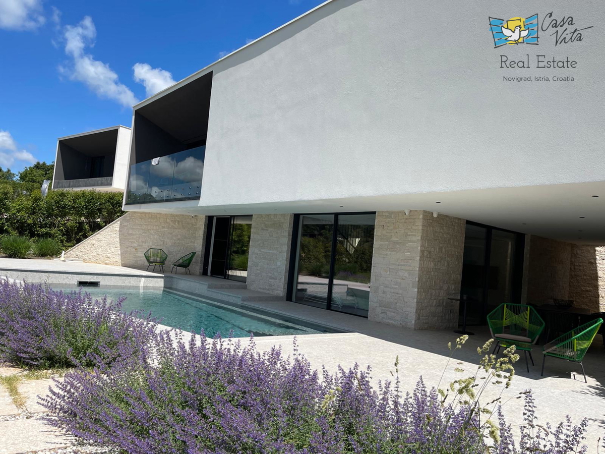 ISTRA, POREČ - Villa di architettura moderna vicino alla città di Poreč!