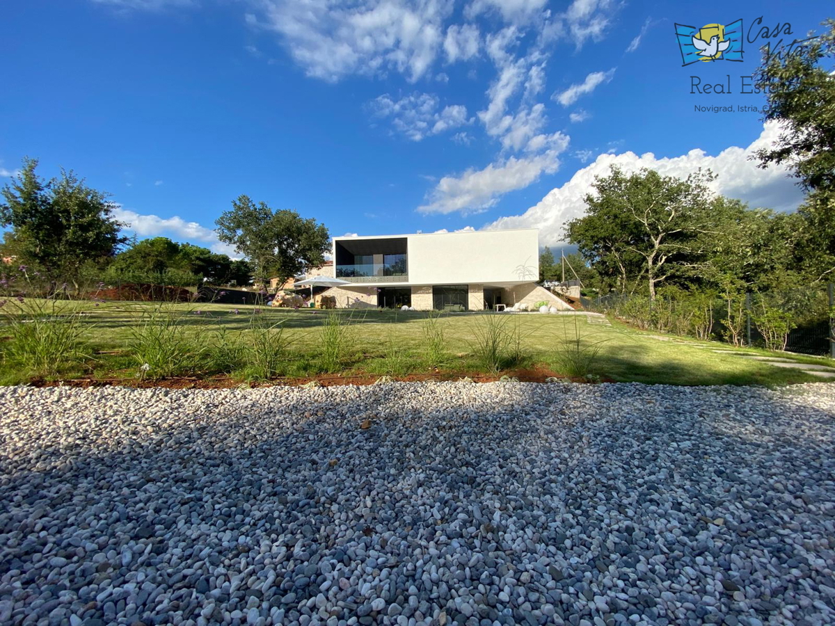 ISTRA, POREČ - Villa di architettura moderna vicino alla città di Poreč!