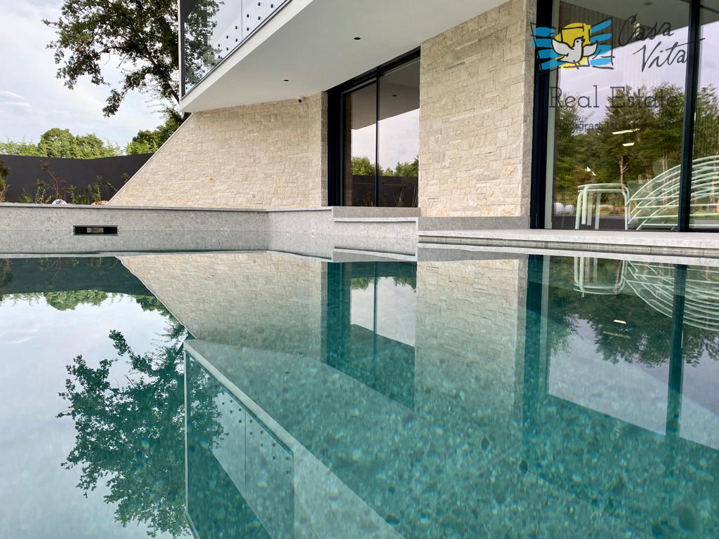 ISTRA, POREČ - Villa di architettura moderna vicino alla città di Poreč!