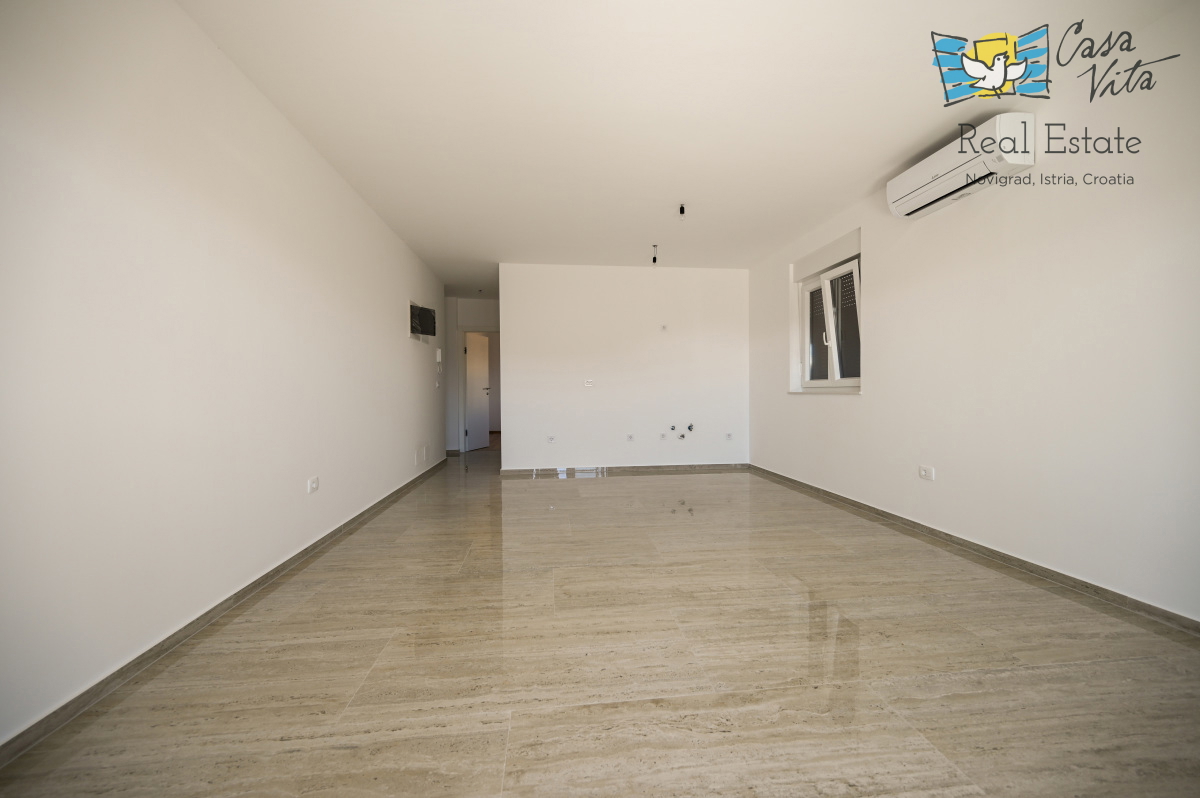 ISTRA, NOVIGRAD - Appartamento a Novigrad con due camere da letto e bella terrazza!