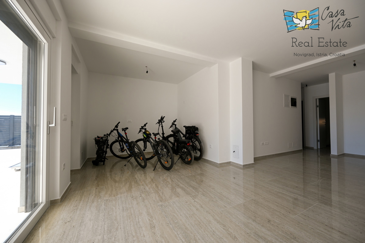 ISTRA, NOVIGRAD - Appartamento al piano terra di una nuova costruzione con piscina!