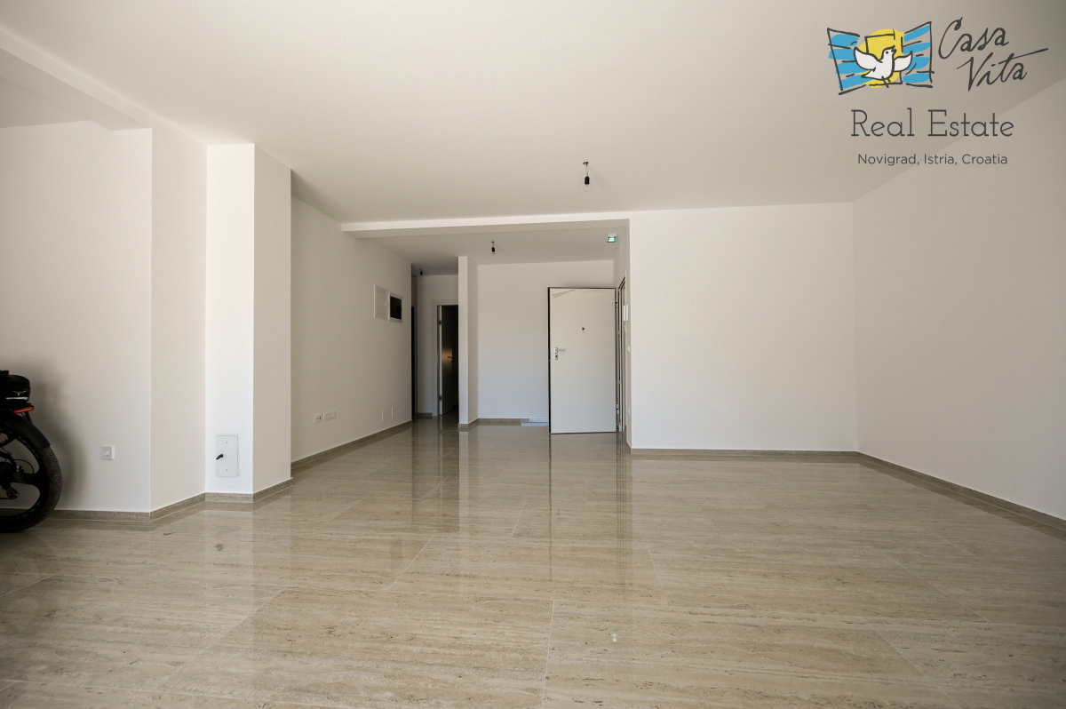 ISTRA, NOVIGRAD - Appartamento al piano terra di una nuova costruzione con piscina!