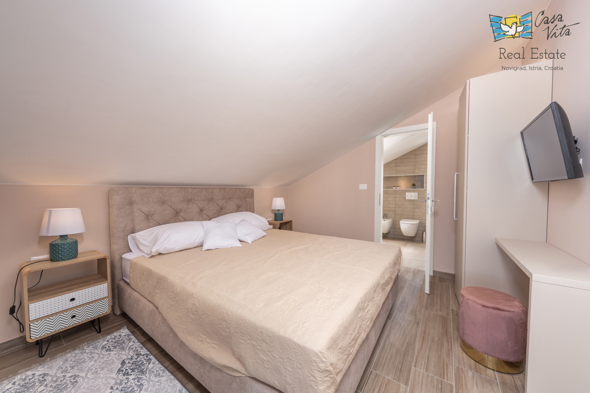 Villa moderna splendidamente decorata nelle vicinanze della città di Parenzo!