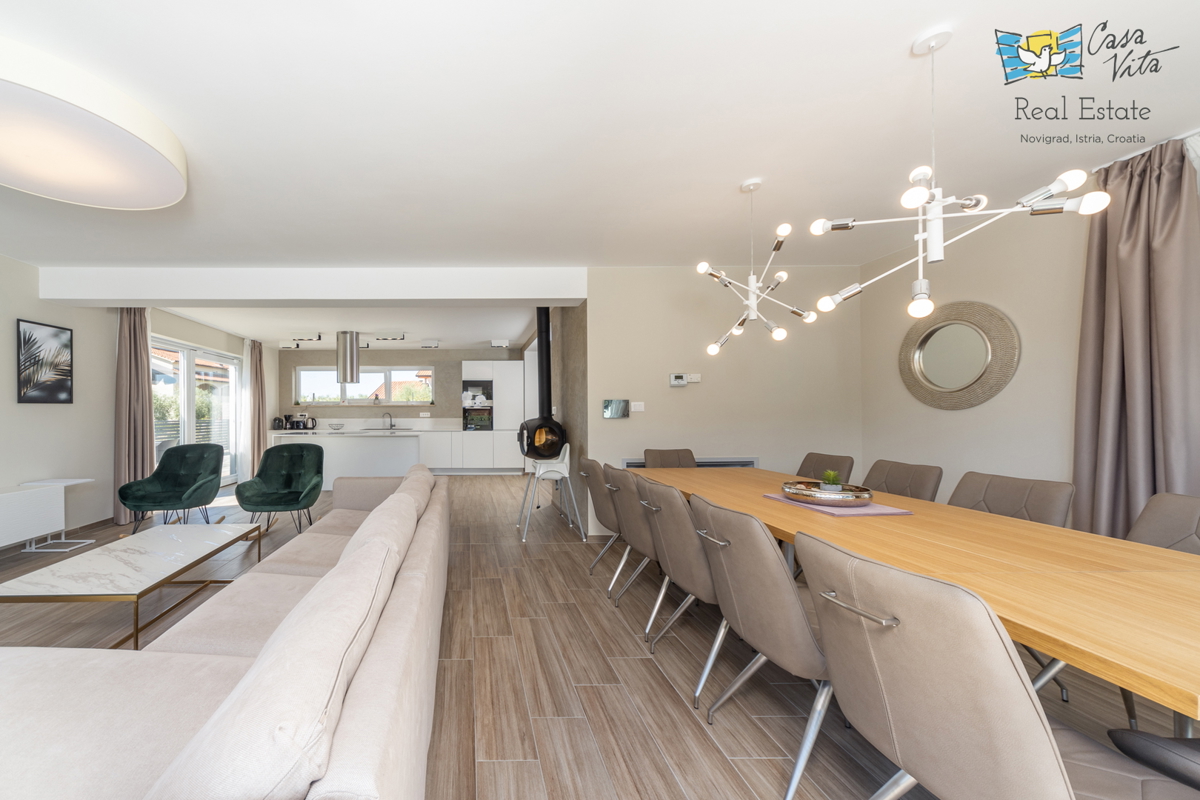Villa moderna splendidamente decorata nelle vicinanze della città di Parenzo!