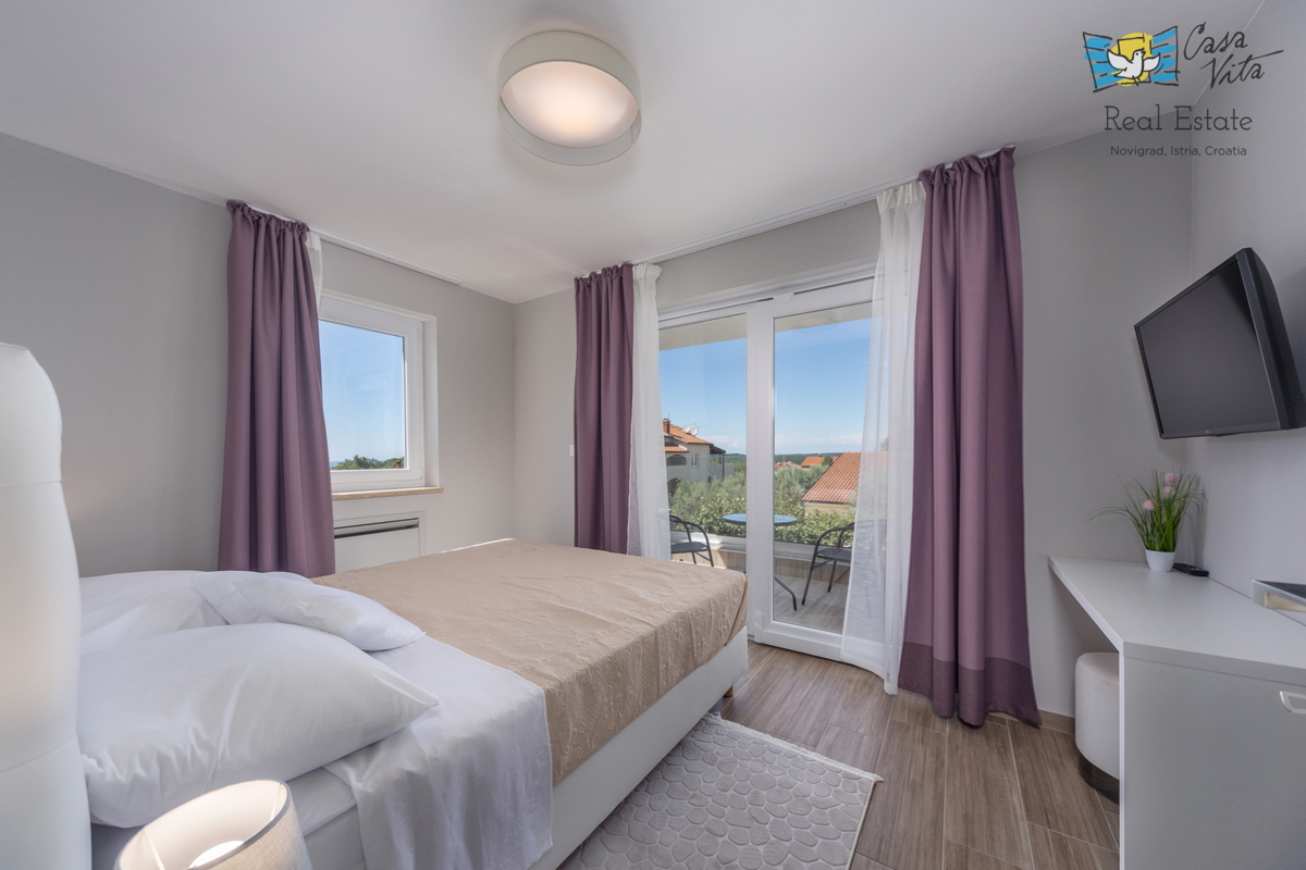 Villa moderna splendidamente decorata nelle vicinanze della città di Parenzo!