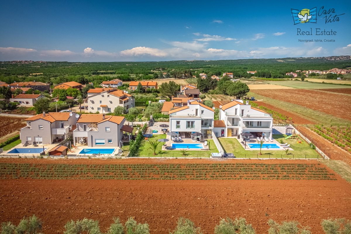 Villa moderna splendidamente decorata nelle vicinanze della città di Parenzo!