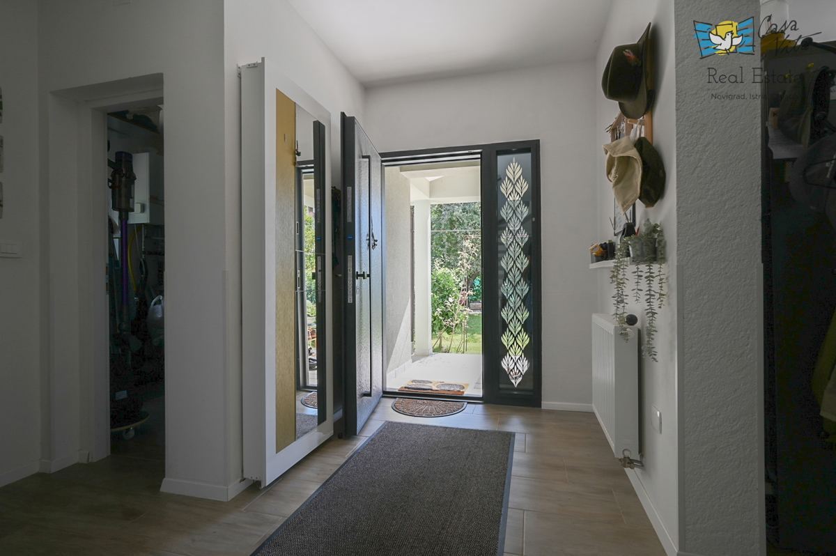 ISTRA, Umag - Villa indipendente nei dintorni di Lovrečica!