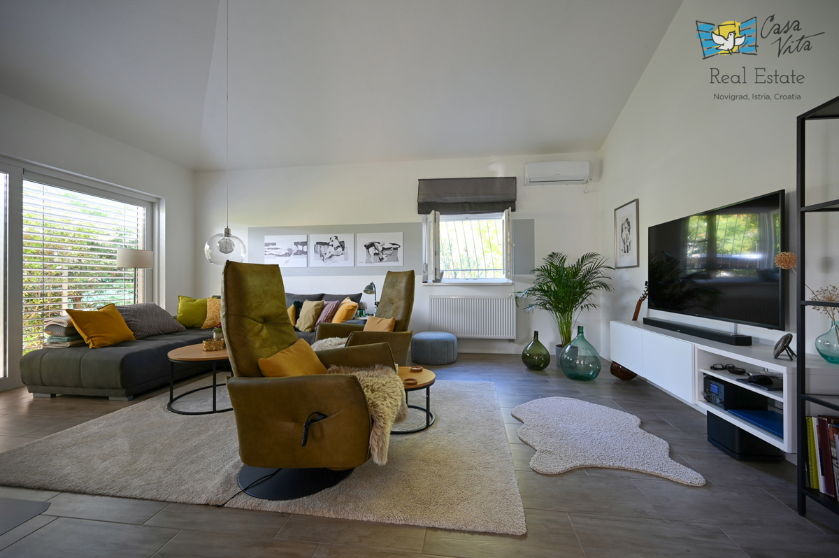 ISTRA, Umag - Villa indipendente nei dintorni di Lovrečica!