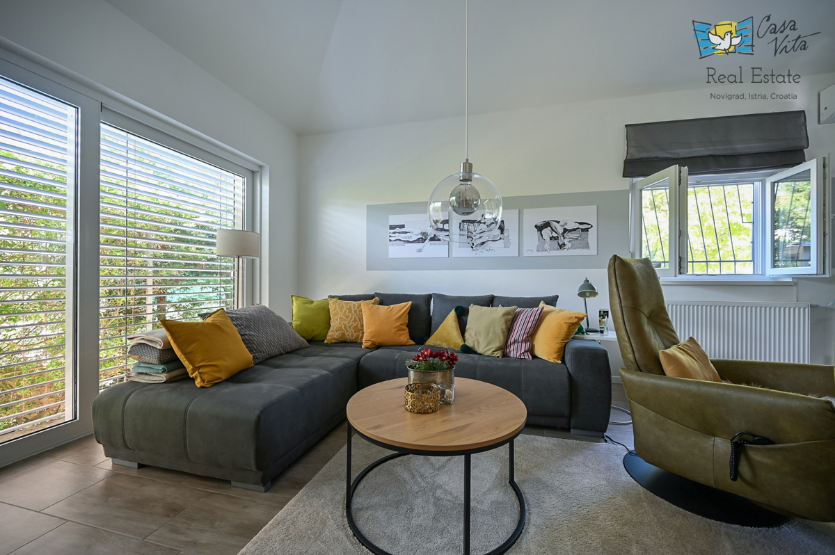 ISTRA, Umag - Villa indipendente nei dintorni di Lovrečica!