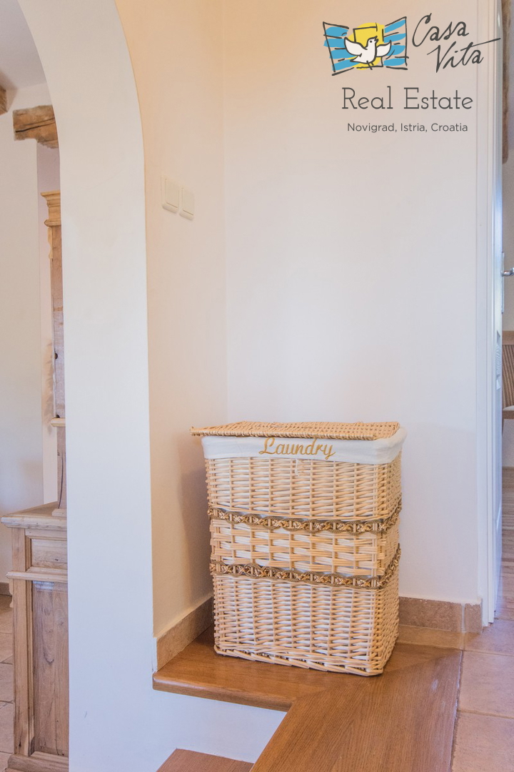 ISTRA, POREČ - Bella casa al piano terra nei dintorni della città di Poreč con splendida vista sul mare!