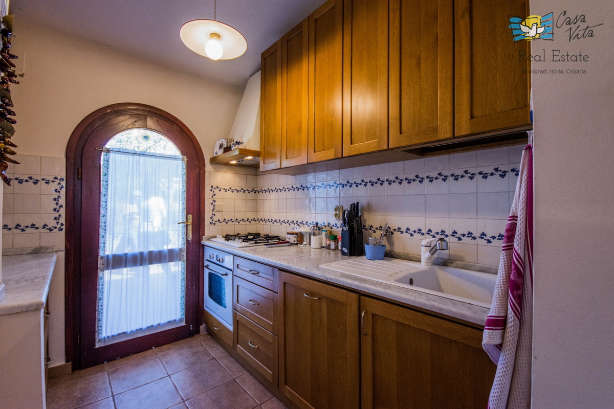 ISTRA, POREČ - Bella casa al piano terra nei dintorni della città di Poreč con splendida vista sul mare!