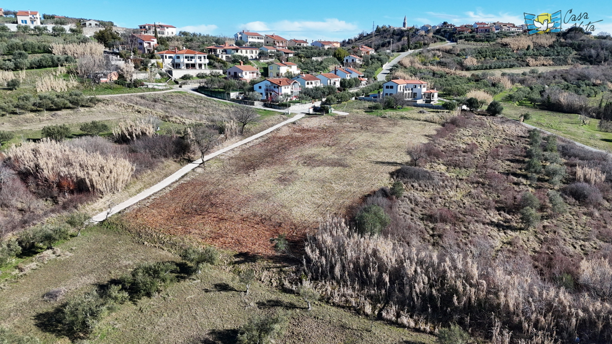 Istria, terreno edificabile per una casa bifamiliare, Buie