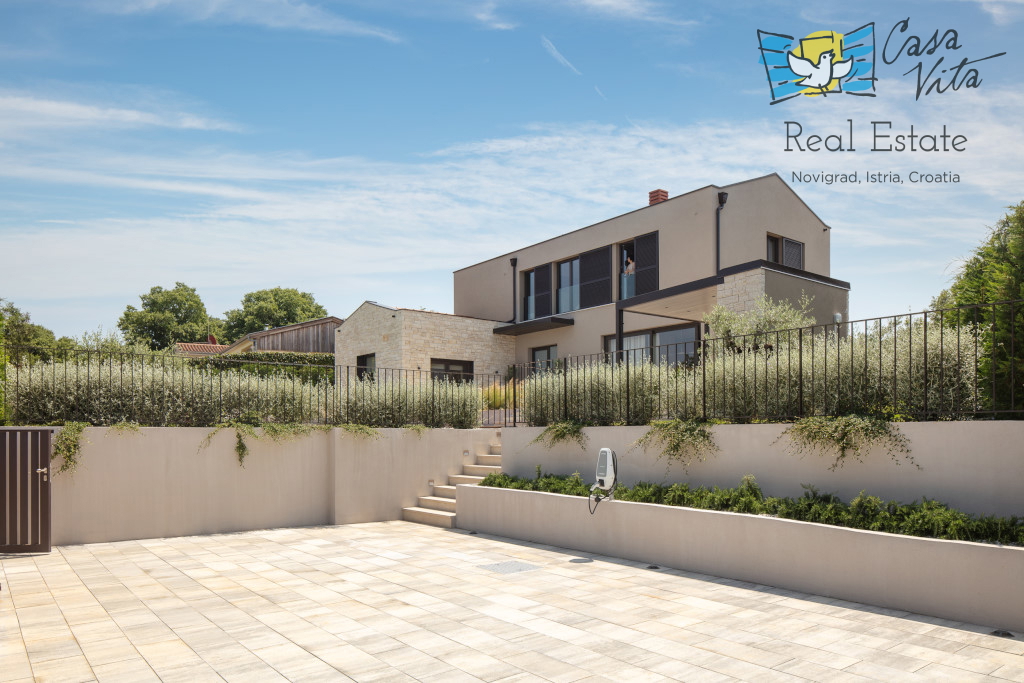 ISTRA, POREČ - Bellissima villa completamente arredata e pronta per essere abitata!