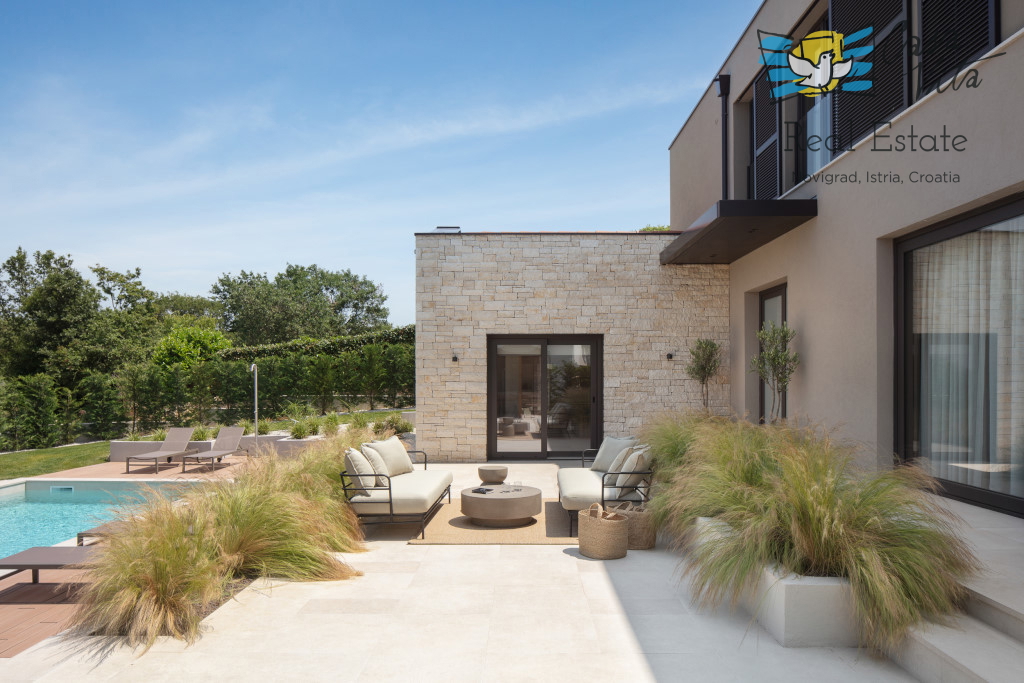 ISTRA, POREČ - Bellissima villa completamente arredata e pronta per essere abitata!