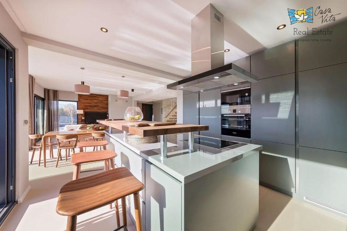 ISTRA, POREČ - Moderna doppia casa a 500 m dal mare!