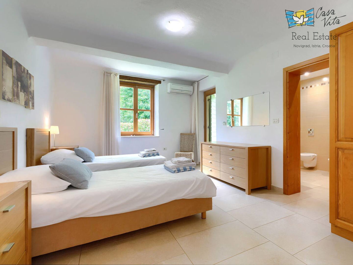 ISTRA, BUJE, Lussuosa casa mediterranea con un ampio giardino