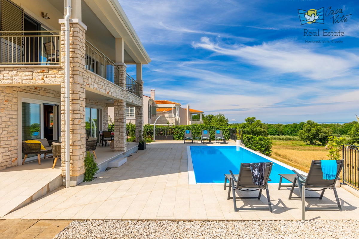 ISTRA, NOVIGRAD - Casa mediterranea con splendida vista mare!