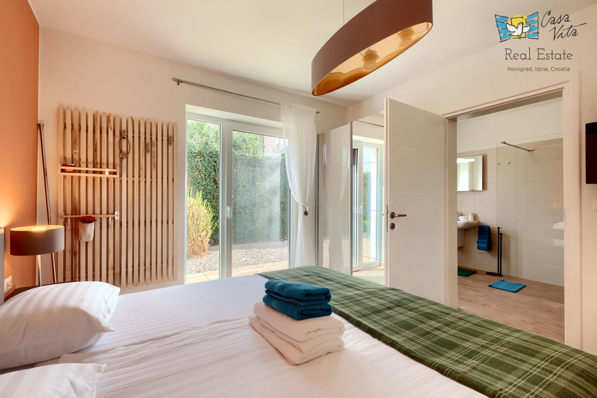 ISTRA, NOVIGRAD - Casa mediterranea con splendida vista mare!