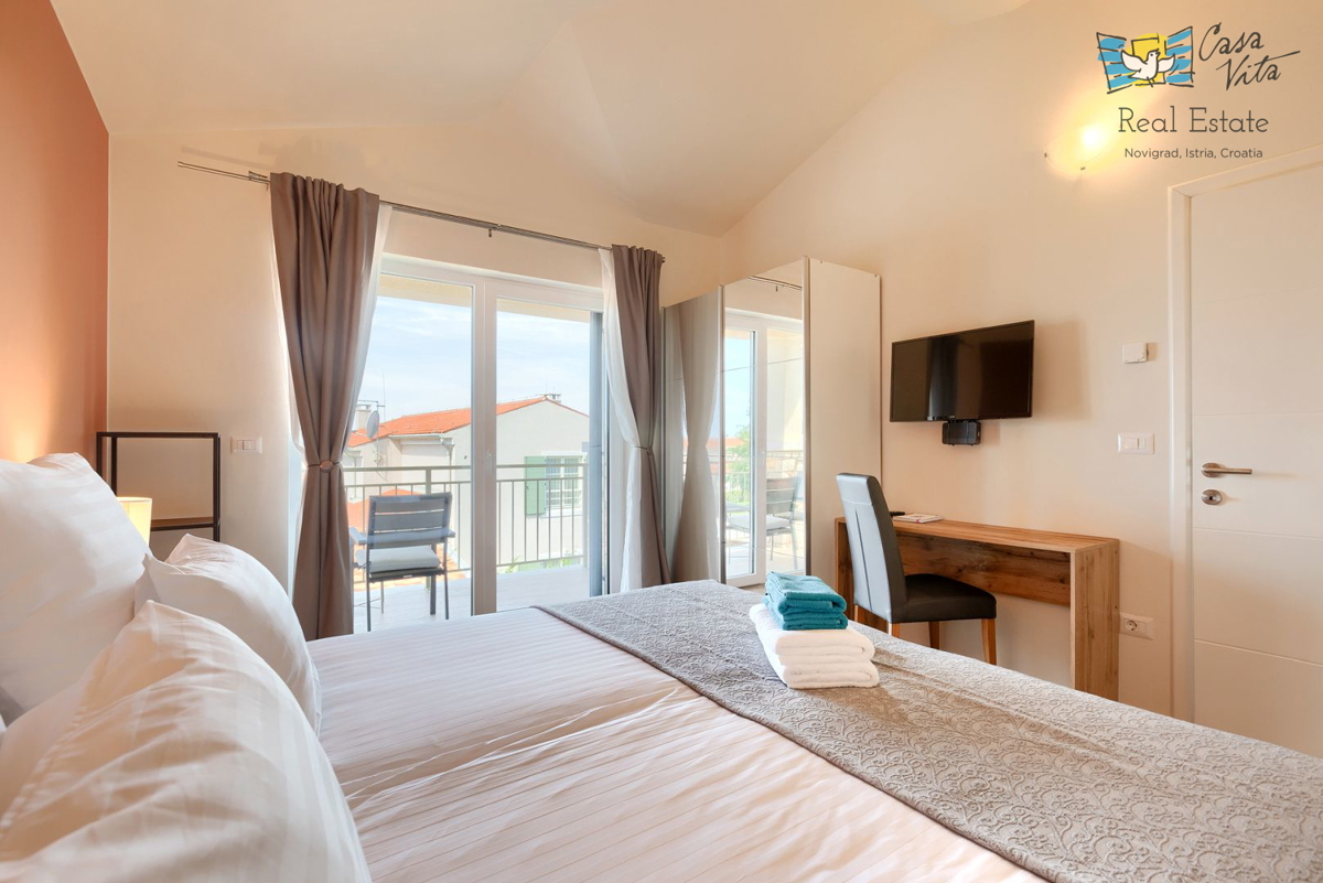 ISTRA, NOVIGRAD - Casa mediterranea con splendida vista mare!