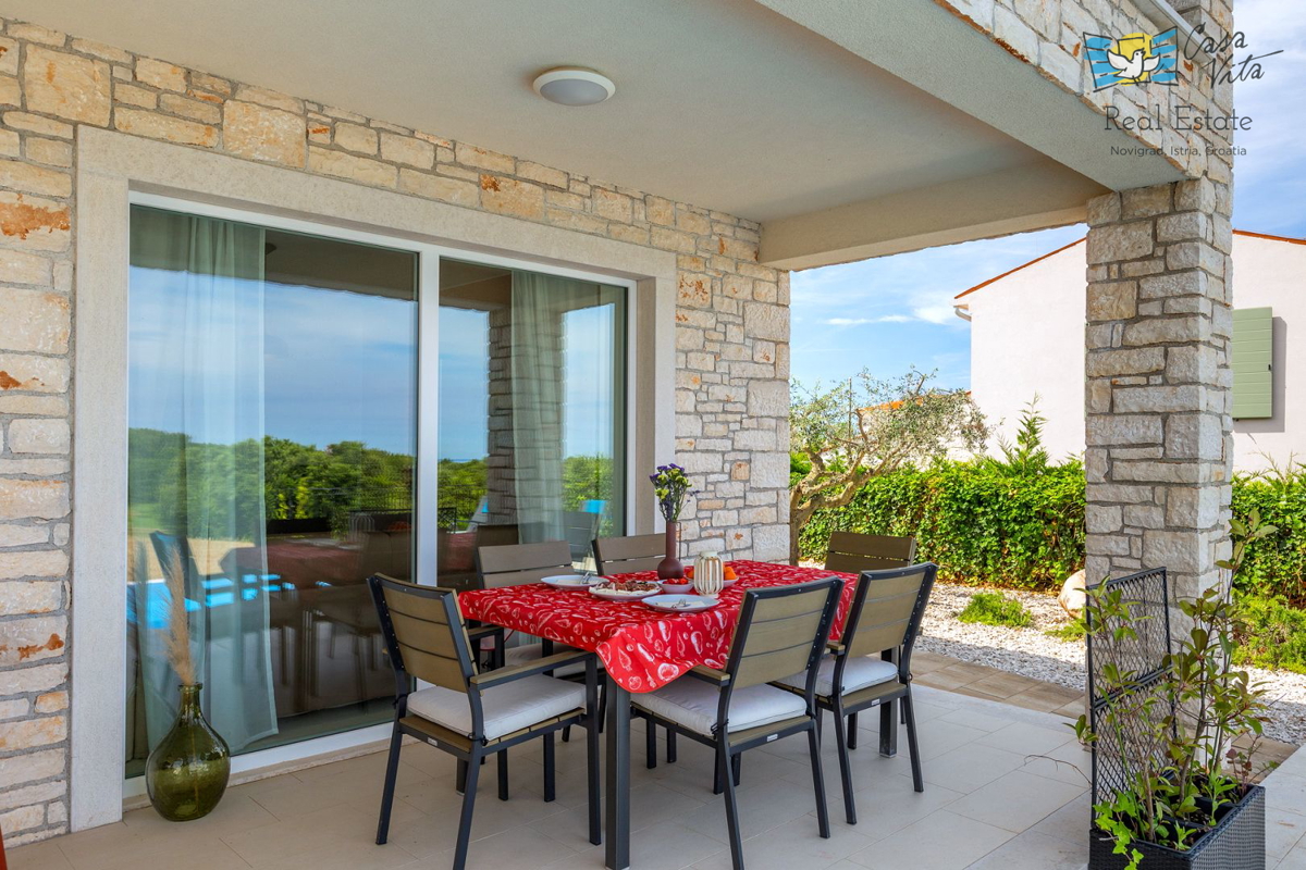 ISTRA, NOVIGRAD - Casa mediterranea con splendida vista mare!