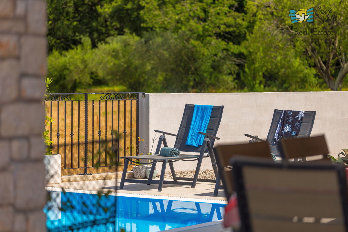 ISTRA, NOVIGRAD - Casa mediterranea con splendida vista mare!