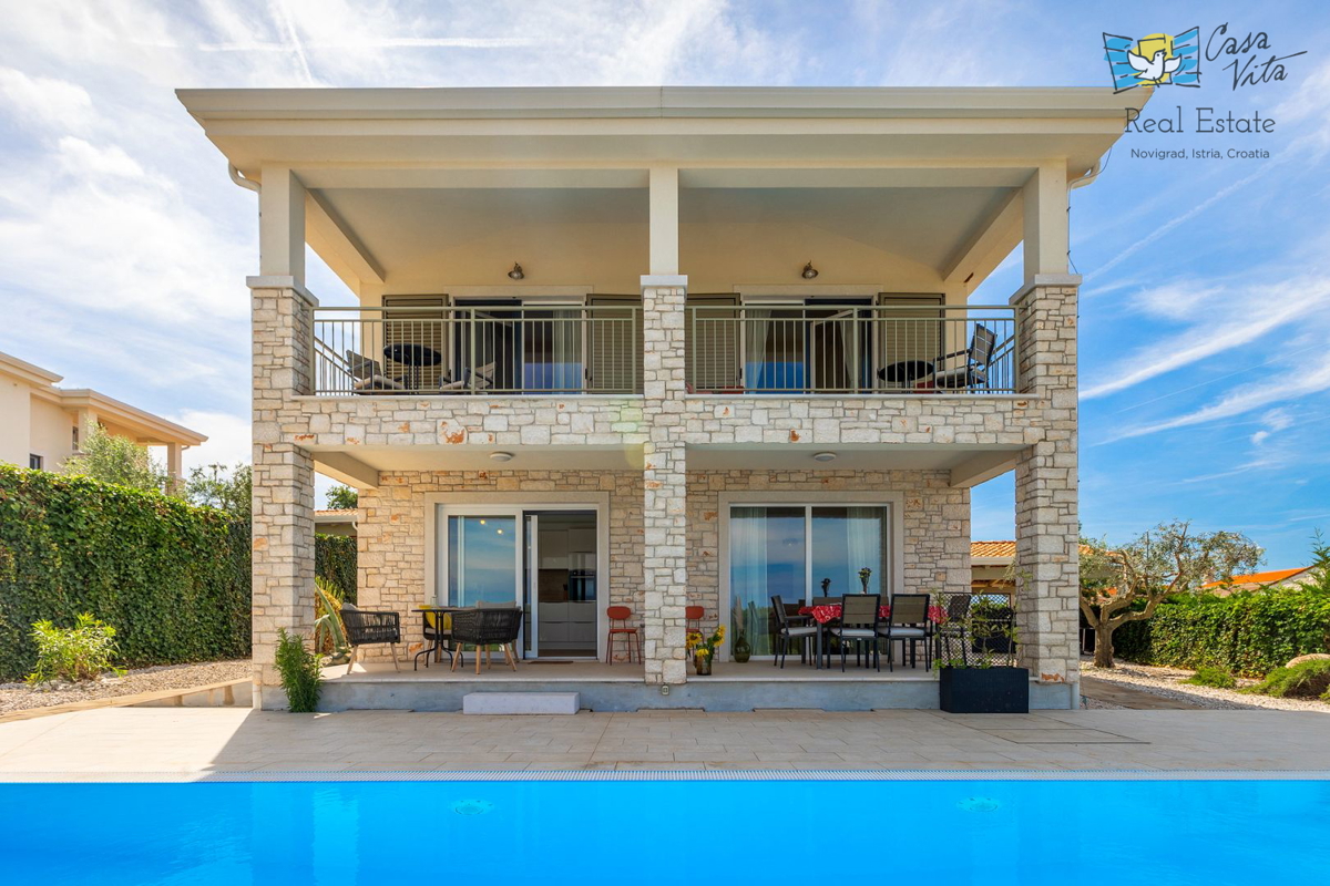 ISTRA, NOVIGRAD - Casa mediterranea con splendida vista mare!