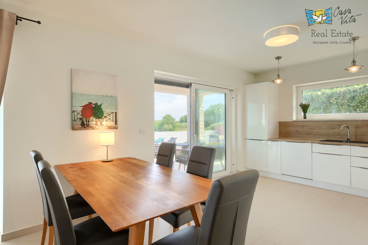 ISTRA, NOVIGRAD - Casa mediterranea con splendida vista mare!