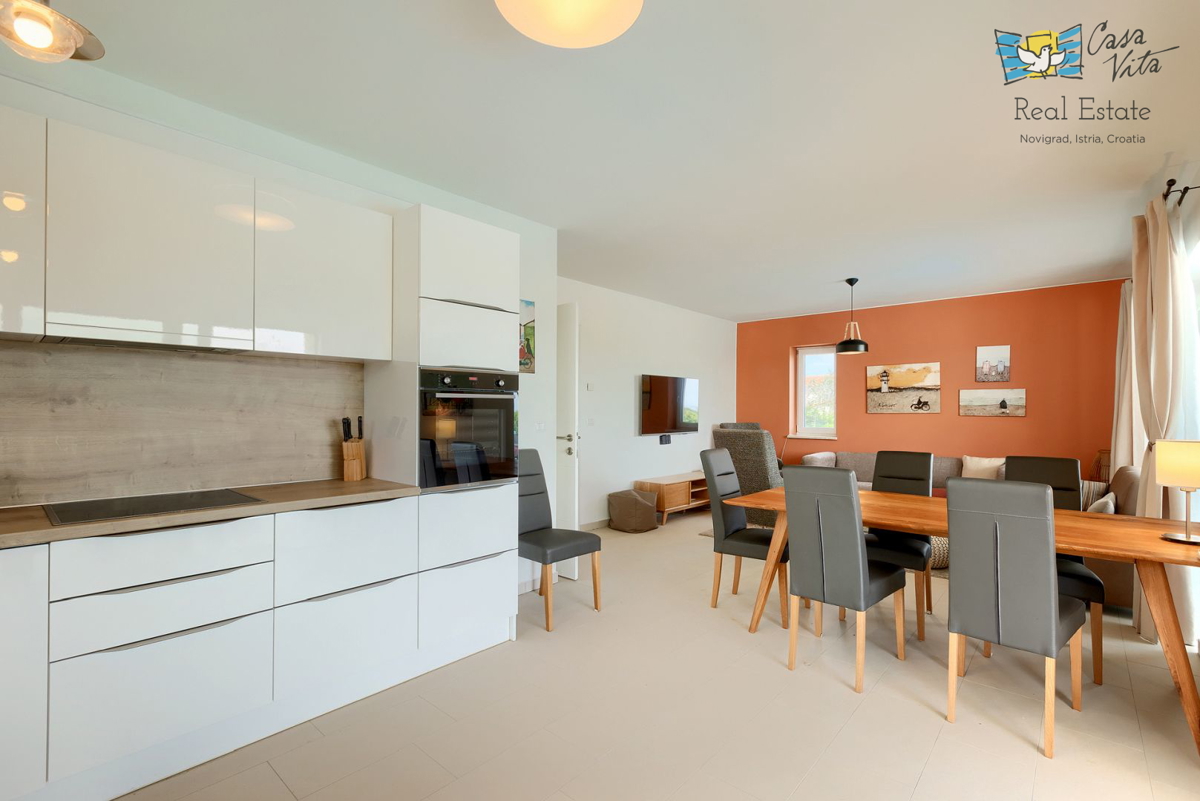 ISTRA, NOVIGRAD - Casa mediterranea con splendida vista mare!