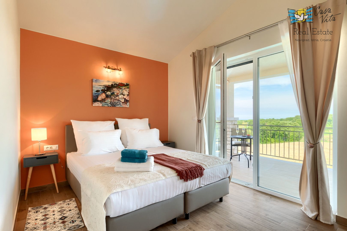 ISTRA, NOVIGRAD - Casa mediterranea con splendida vista mare!