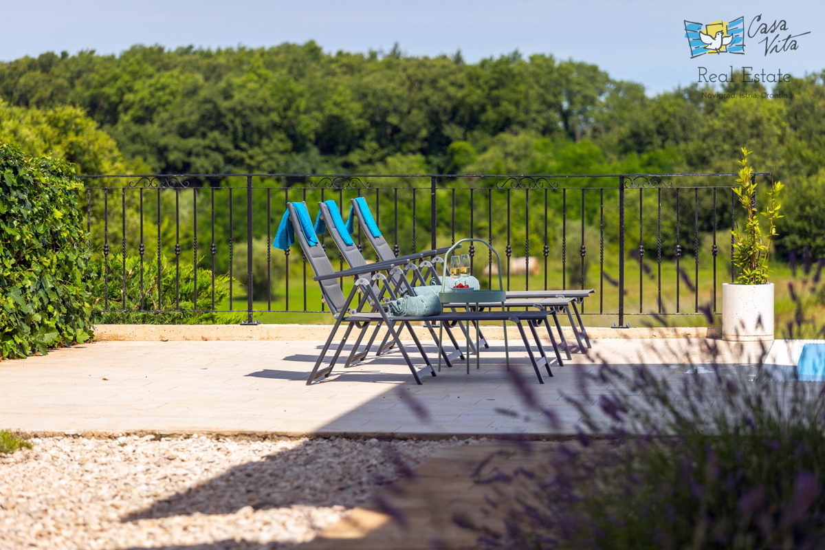 ISTRA, NOVIGRAD - Casa mediterranea con splendida vista mare!