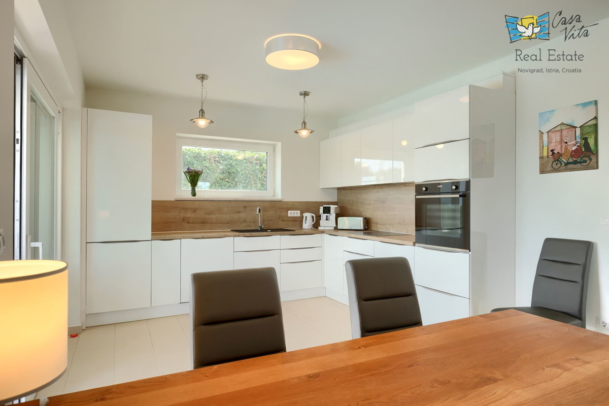 ISTRA, NOVIGRAD - Casa mediterranea con splendida vista mare!