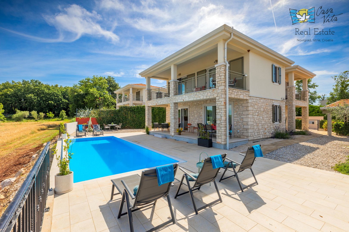 ISTRA, NOVIGRAD - Casa mediterranea con splendida vista mare!