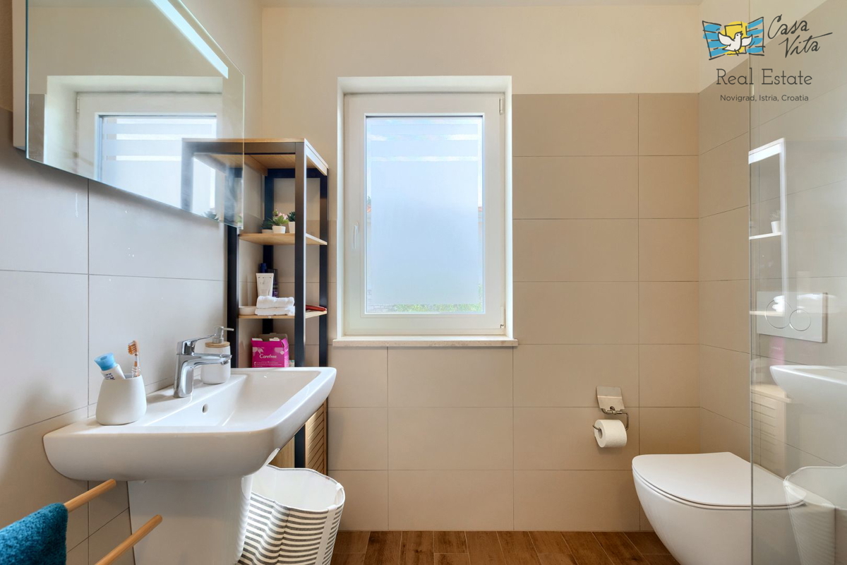 ISTRA, NOVIGRAD - Casa mediterranea con splendida vista mare!