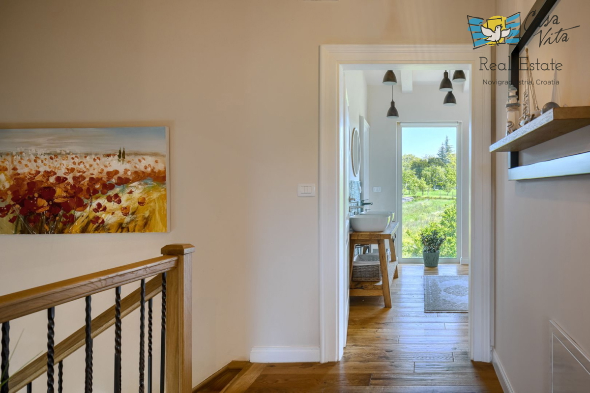 Una bellissima villa in pietra vicino alla città di Parenzo!